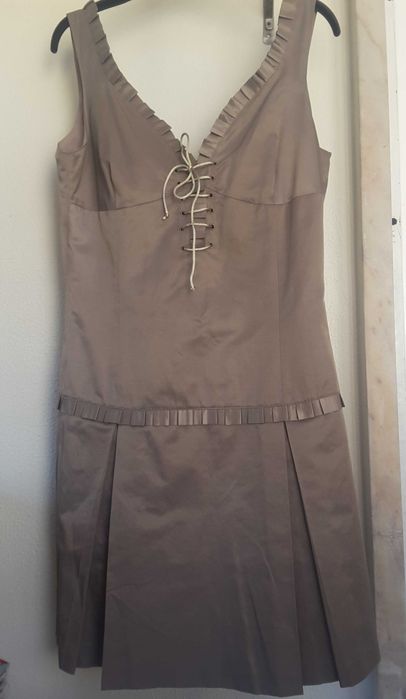 Globe Dresses (1 Black / 1 Cream) (Like NEW!) - 45€/each!64553316576898124