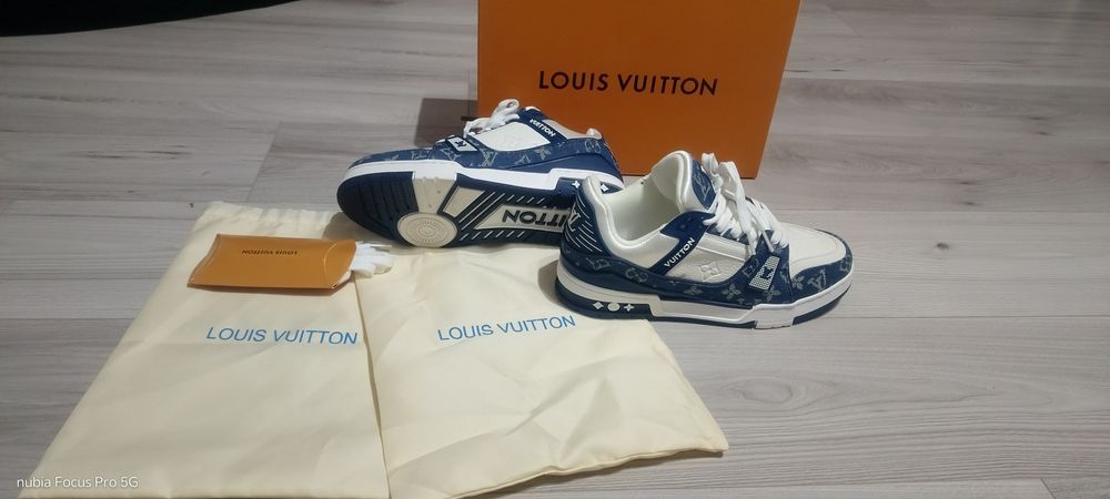 Louis Vouitton Monogram Trainer