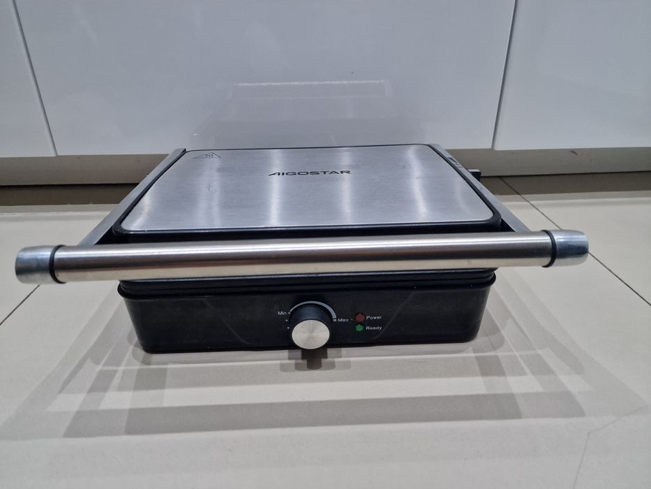 Sandwich / grill elektryczny