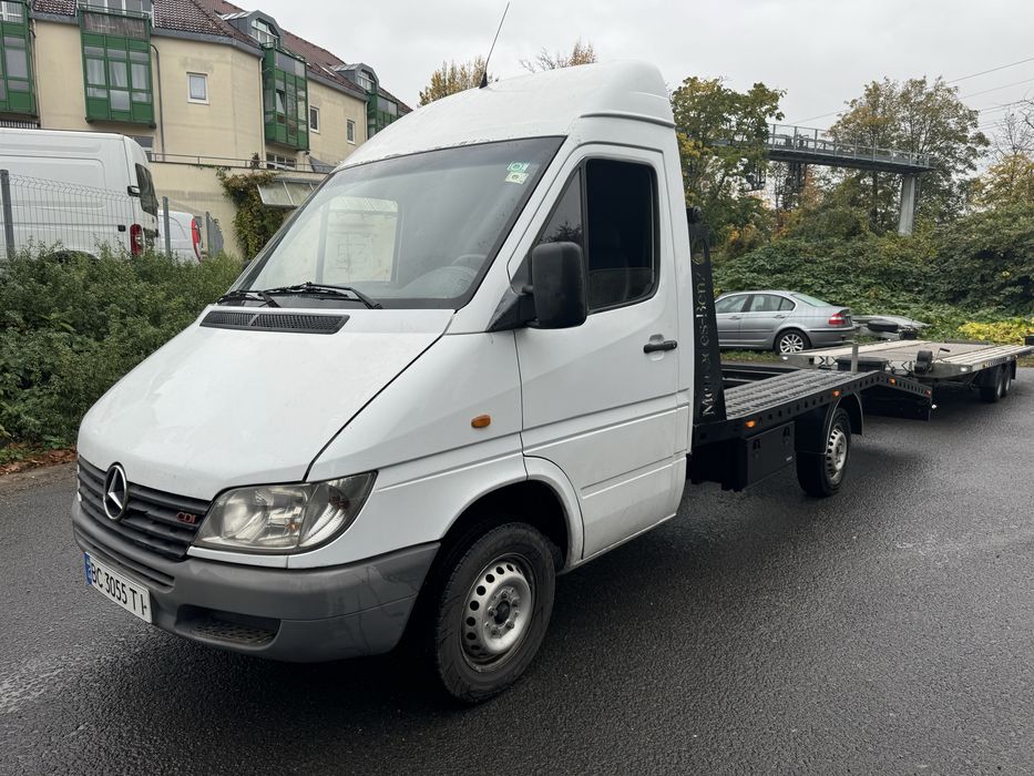 Продам эвакуатор Mercedes Sprinter 2.7  316 CDI