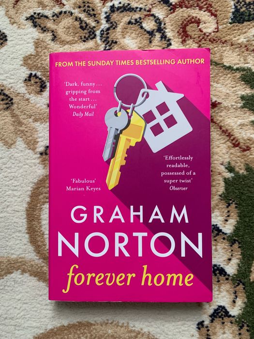 Книга «Forever home» англійською