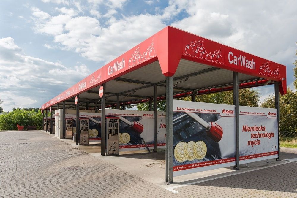 Myjnia bezdotykowa Ehrle 6 stanowisk  wersja kontenerowa, zdemontowana