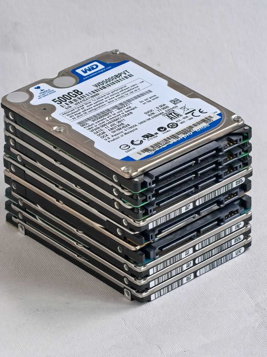 Жесткий диск WD Hitachi Seagate 500 ГБ sata 2.5