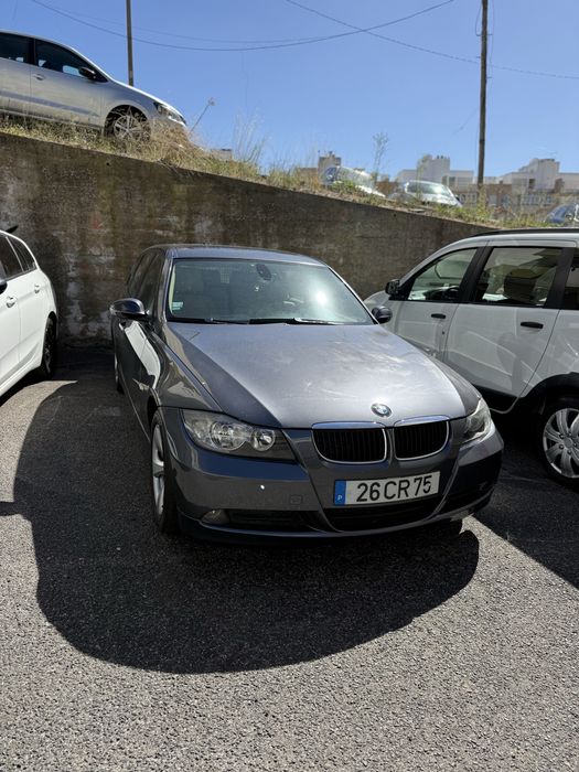 Vende se BMW 320D 2008