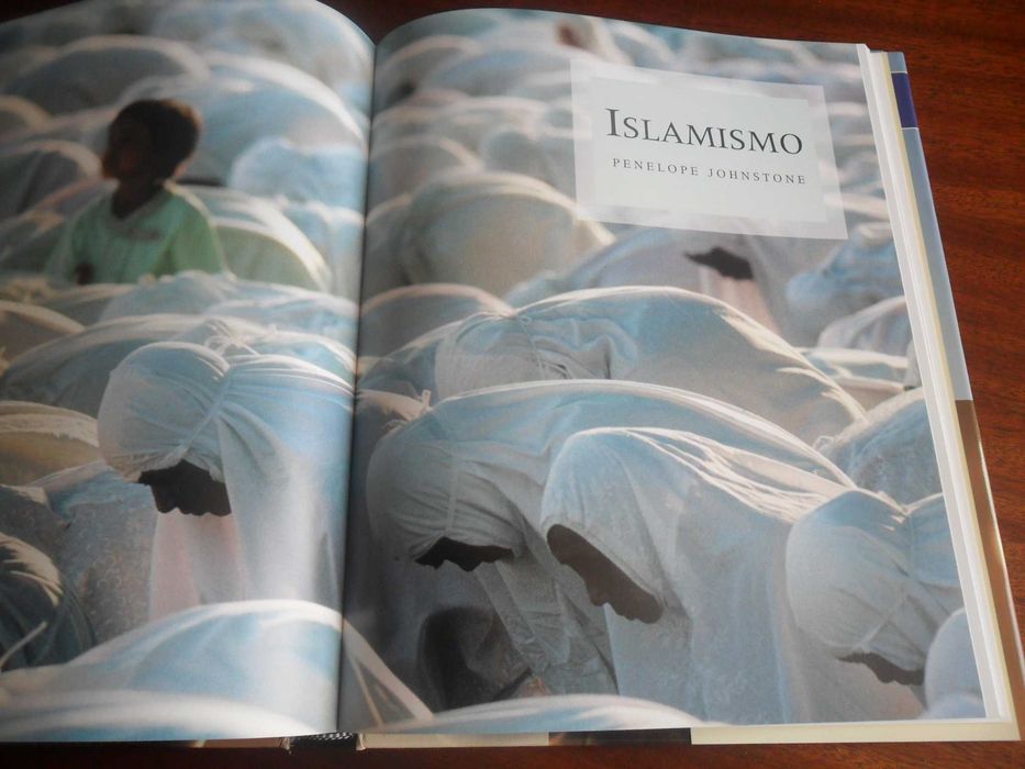 "A História Ilustrada das Religiões" de John Bowker - 1ª Edição 2004