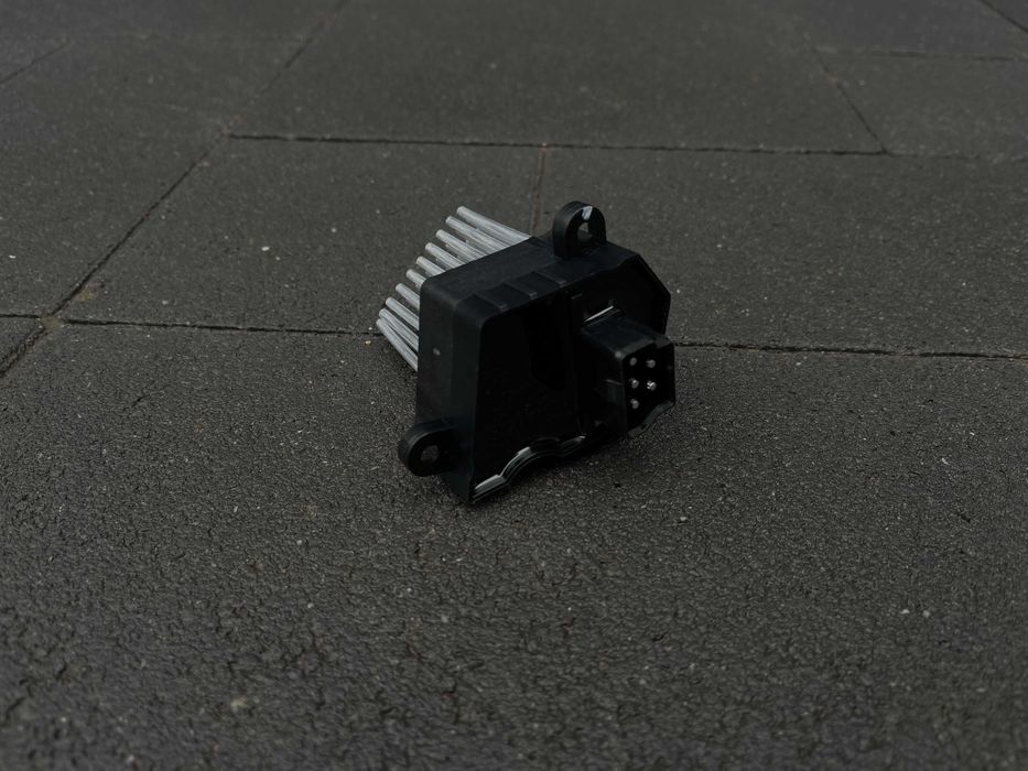 Реостат пічки йожик резистор печки BMW E39 Е46 Е83 Е53 / 6931680 бмв