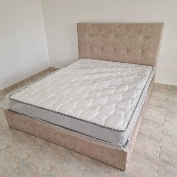 Camas de Casal Estofadas de Luxo 199€ Disp. em Várias Cores! 190x140m!