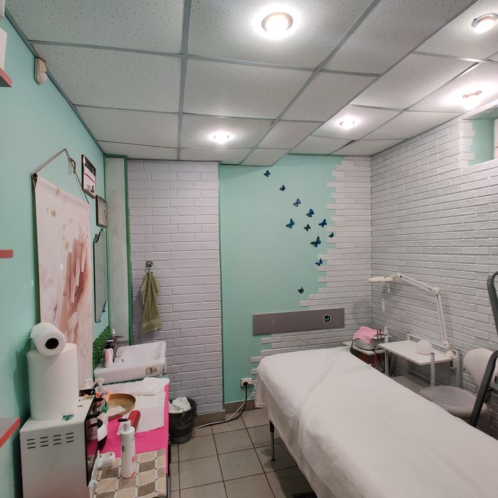 Кабинет мастера татуажа,косметолога,наращивание ресниц