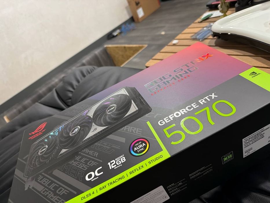 Відеокарта ASUS ROG-STRIX-RTX5070-O12G