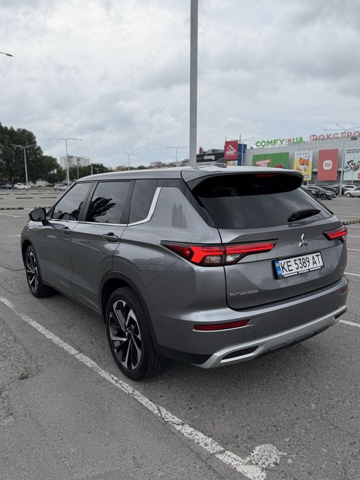 Mitsubishi Outlander 2022