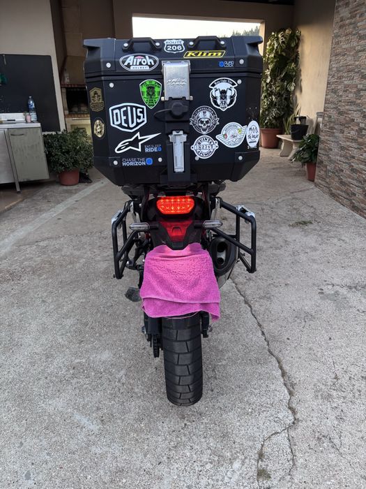 Honda Africa Twin 1100 Tricolor