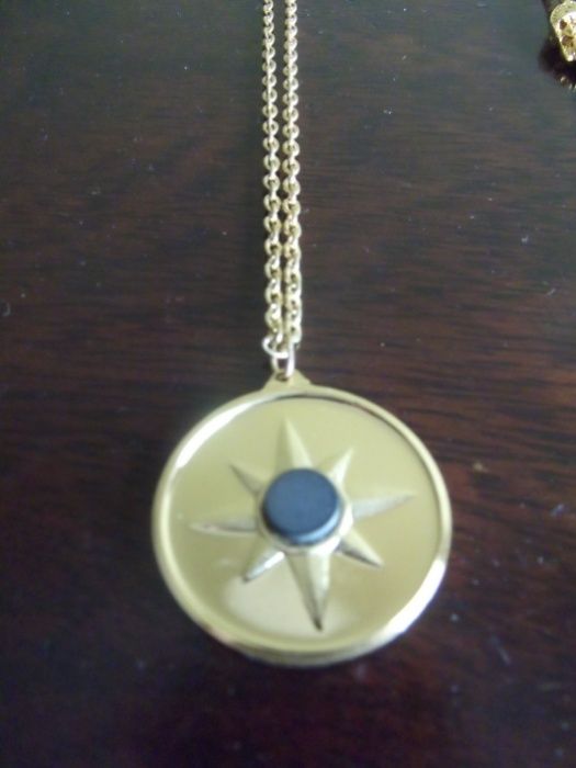 Artigos imitação ouro / Gold imitation items