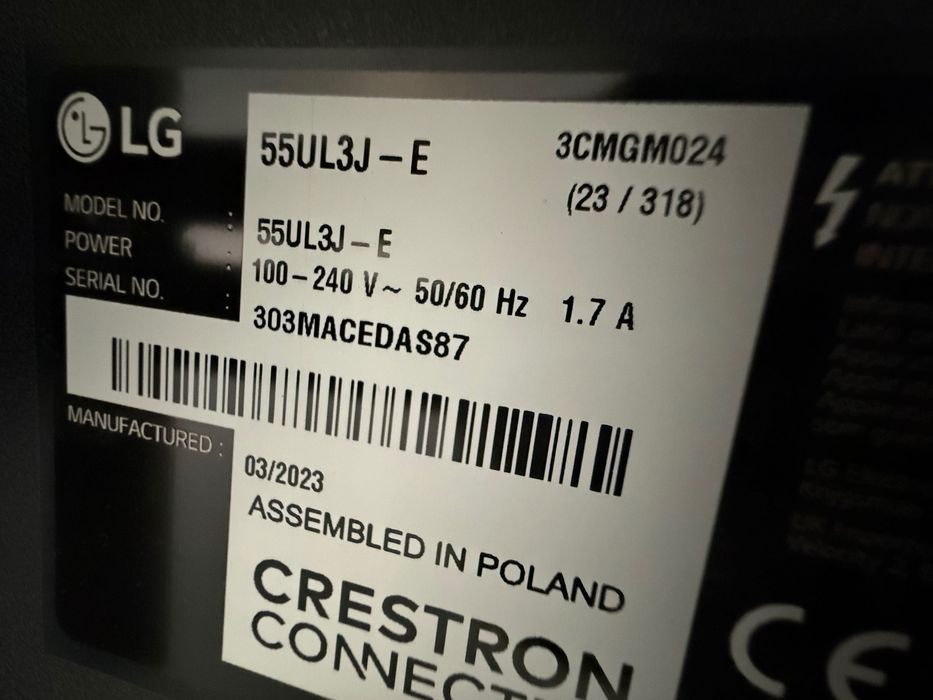 Ecrã Profissional LG 55” 4K UHD + Suporte Móvel