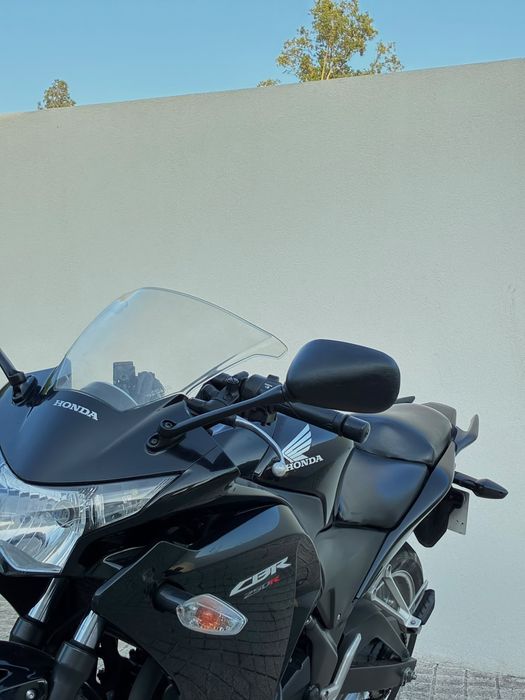 Honda  CBR 250 R