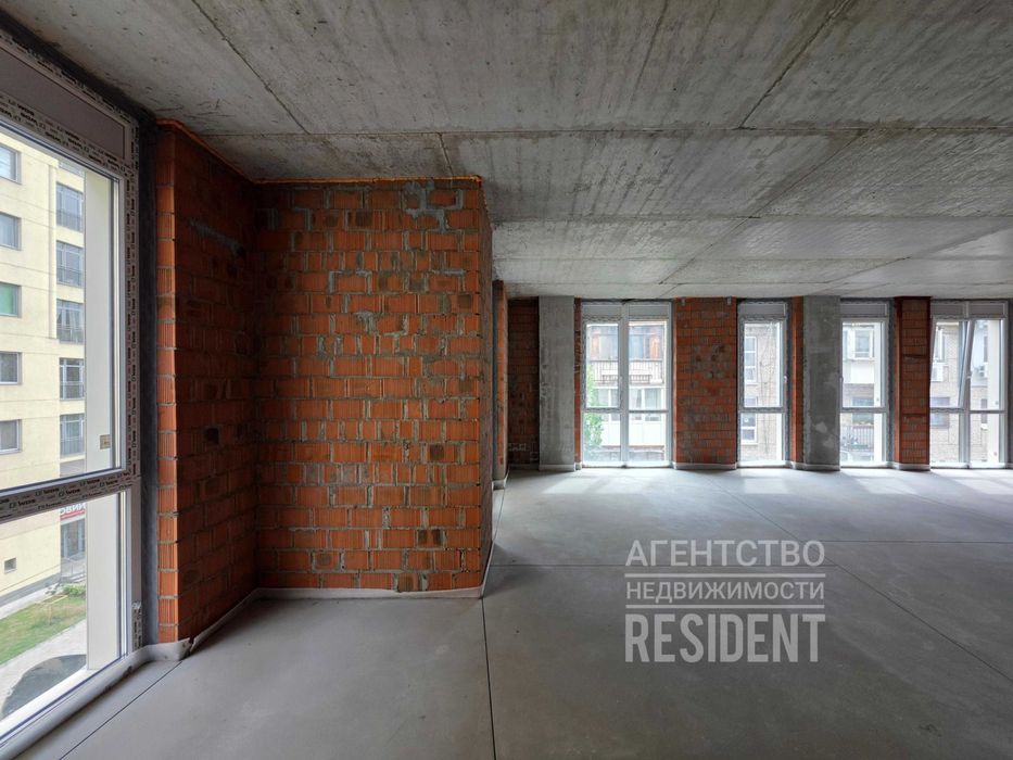 ЖК Жовтневый 83 м2. Жуковского Нагорный Парк Шевченко Соборный р-н IQ