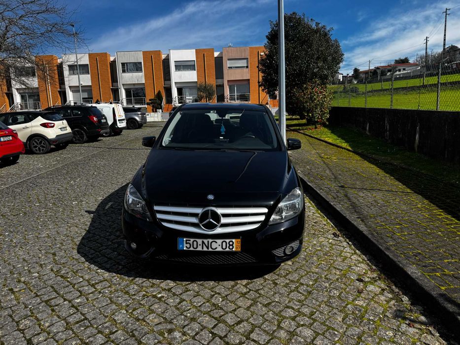 mercedes-bens B 200d