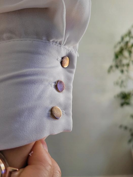 Biała elegancka bluzka kopertowa River Island S M z kokardą u szyi