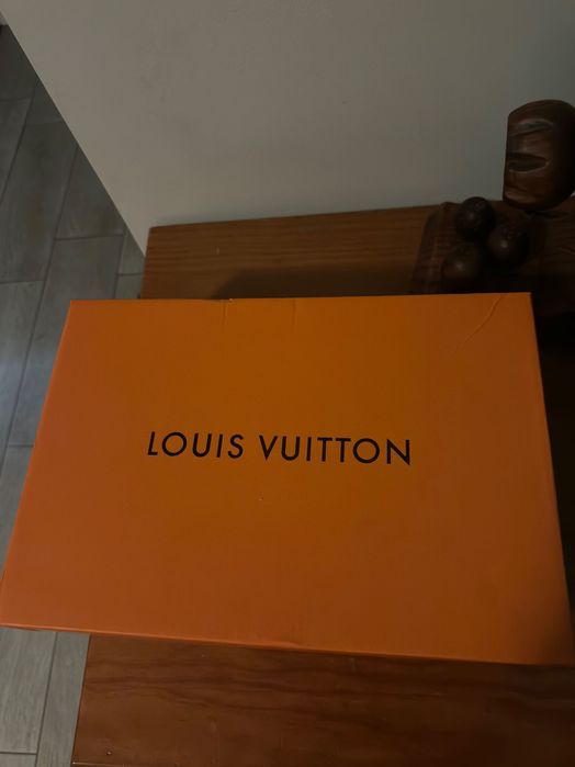Ténis Louis Vuitton 41