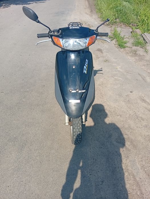Продам срочно мопед Хонда 34