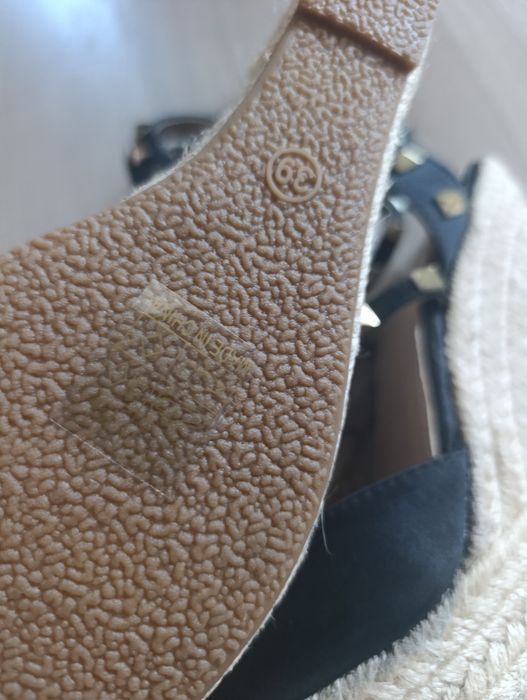 Buty na koturnie 39