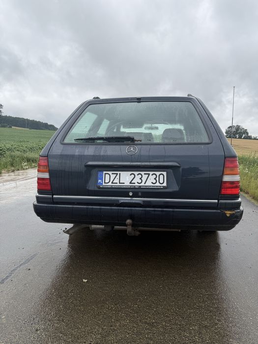 Mercedes E280 W124 kombi automat 1995
