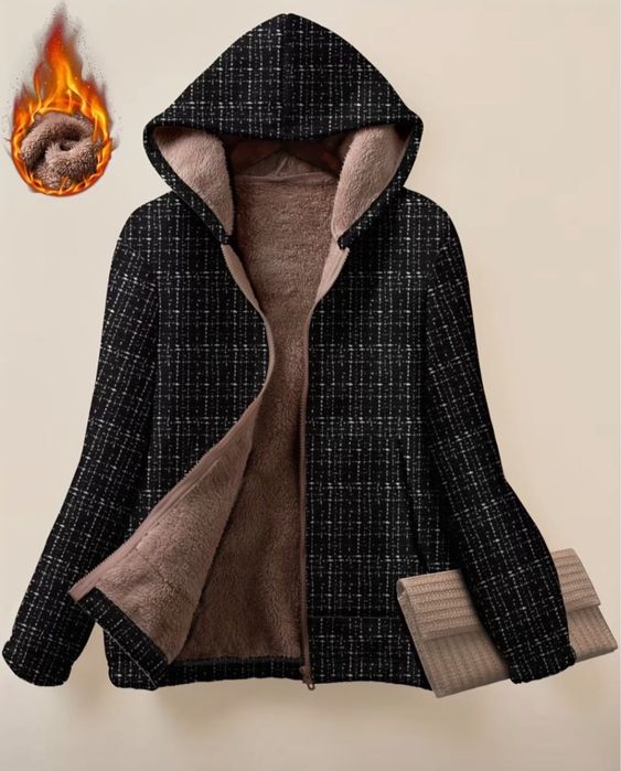 Теплая куртка на замке