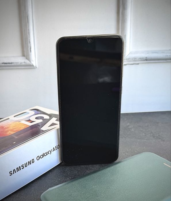 Продам Samsung A50