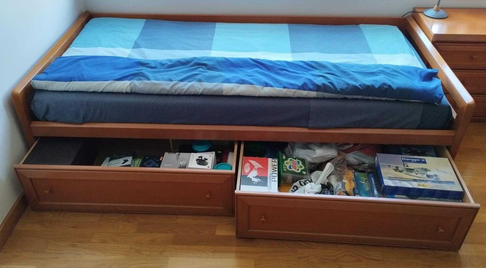 Mobiliário de Escritório / Estudo Completo + Quarto de Solteiro (Mesma Linha)
