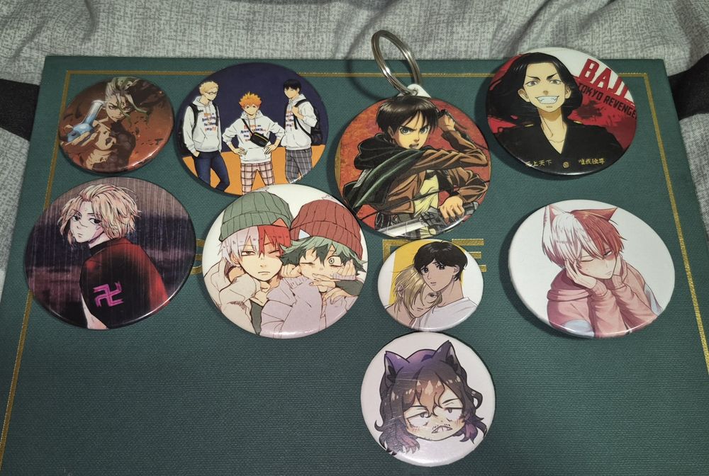 Значки з аніме MHA, BF, Haikyu, AOT, Tokyo revengers