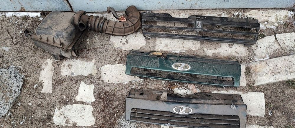 Радиатор ,воздухофильтр ,решетка(! ,ваз 21110)?