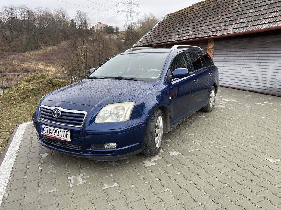 Toyota Avensis Kombi 1.8 Benzyna (129 KM) | Prywatnie