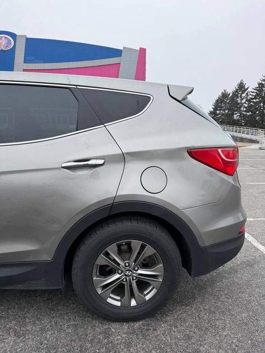 Продам Hyundai Santa Fe 3 (2014)