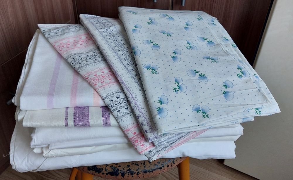 Постільна білизна СССР. Льняне простирадло, наволочки, підковдра