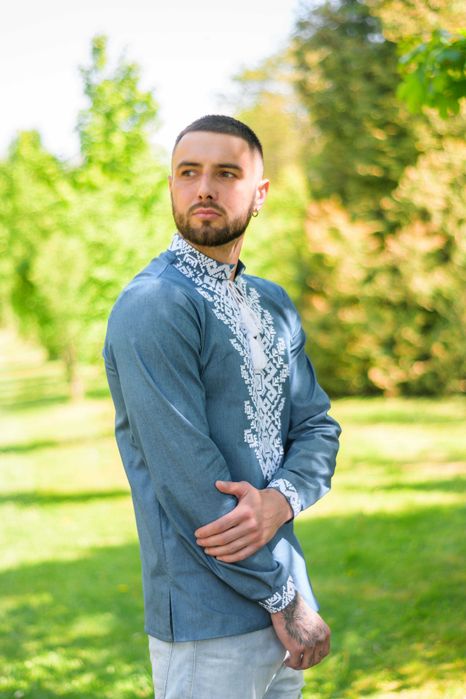 Чоловіча вишиванка молодіжна , джинс котон