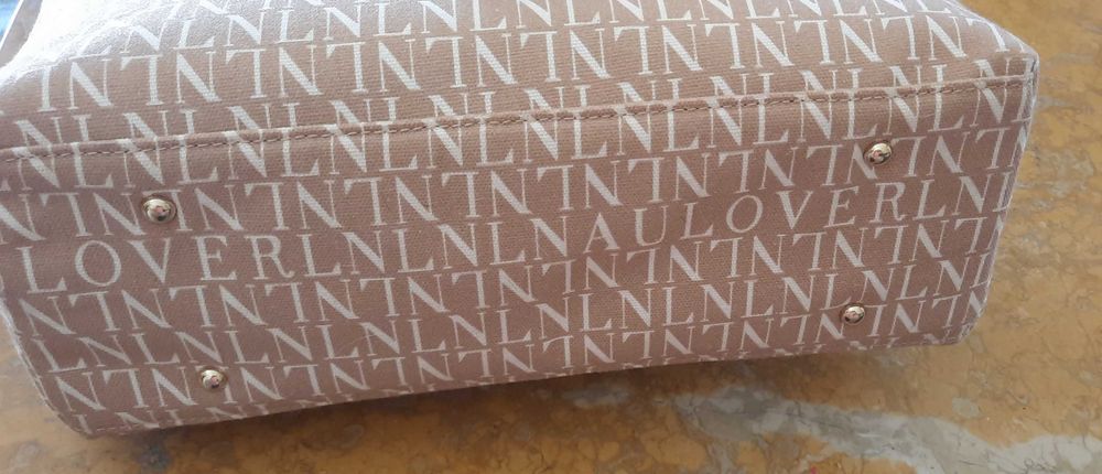 Mala shopper Naulover