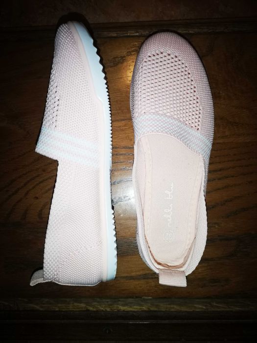 Макасіни на дівчинку.