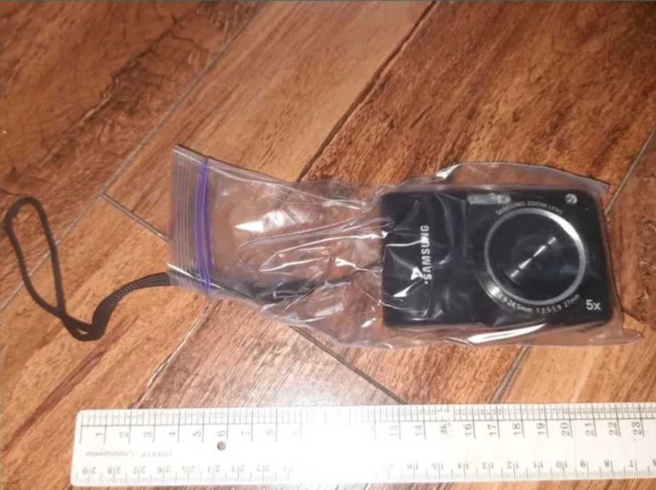 Фотоапарат Samsung  ES28 все коректно працює