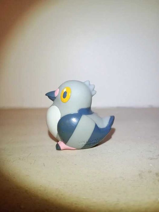 Pokémon finger puppet / brinquedo / figura pokémon Pidove da bandai
