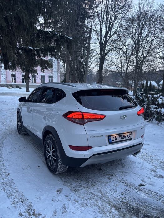 Прожаж автомобіля Hundai Tukson 2.0 д.