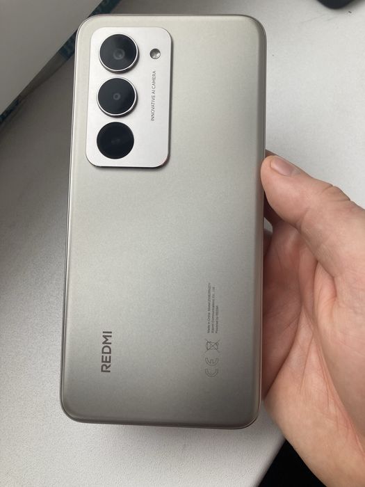 Продам Xiaomi Redmi 15 8/256