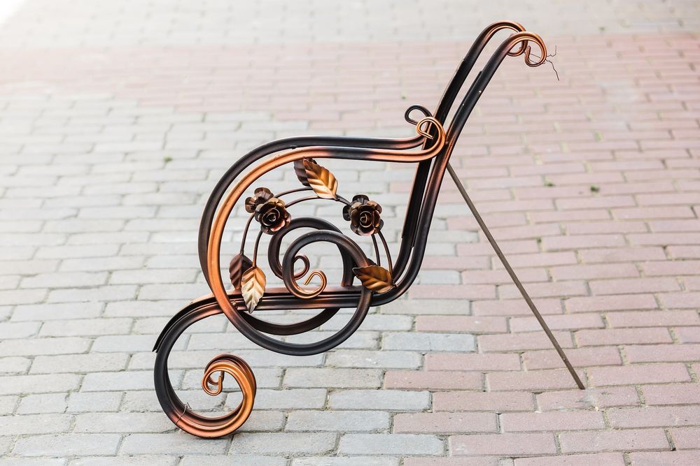 Лавка , стол , качеля , кованка , качалка , возможен опт