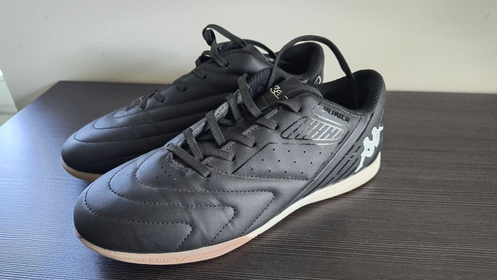Buty do piłki nożnej/ halówki Kappa roz. 39