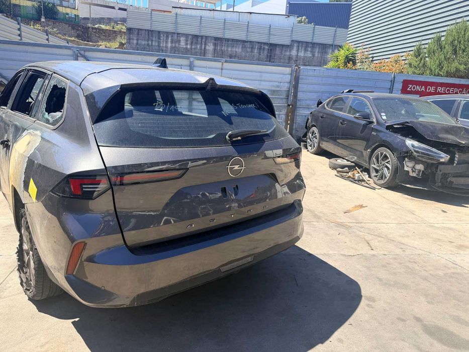 OPEL ASTRA CARAVAN 1.2 TURBO 130 CV DE 2025 PARA VENDA DE PEÇAS