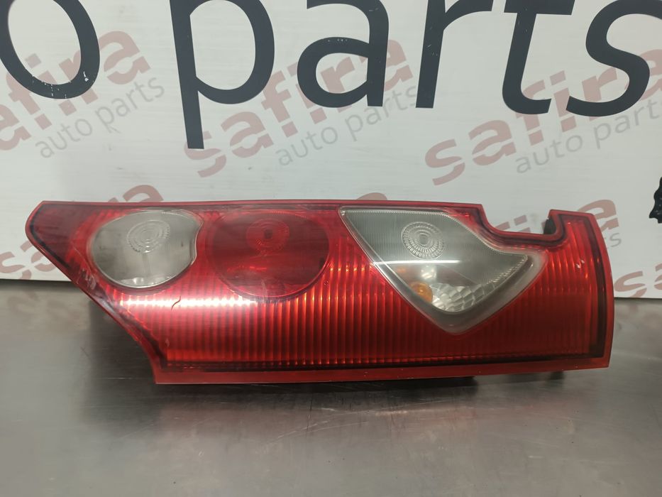 Farolim Direito RENAULT KANGOO / GRAND KANGOO II - 8200419952