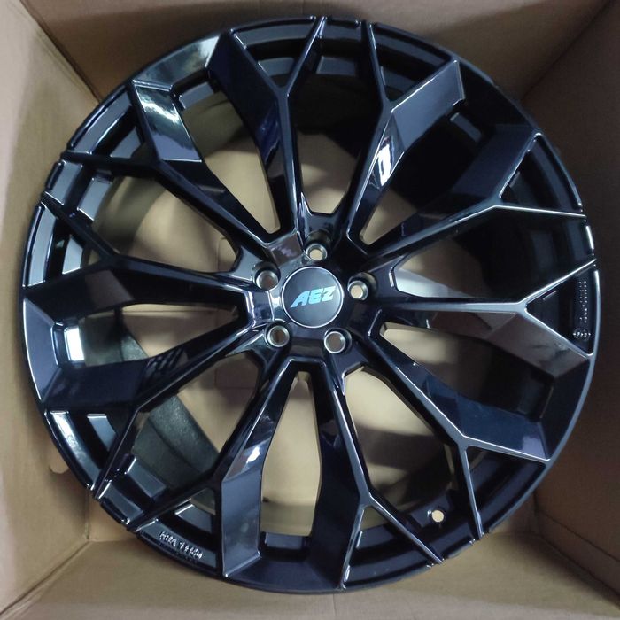 Felga 9,5x22 5x112 ET37 AEZ LEIPZIG BLACK  ALE2N8BA37E