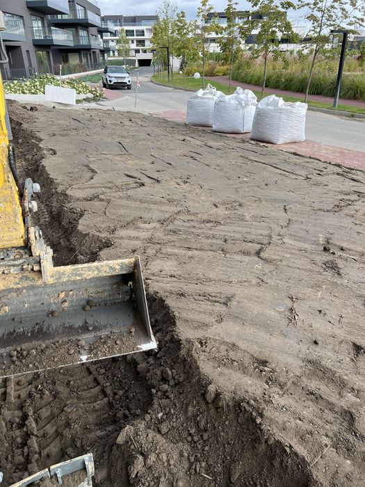 Usługi minikoparką, transport ziemia