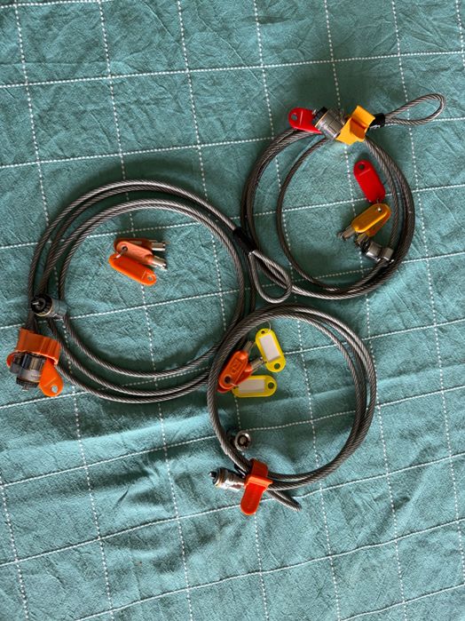 3x Lock / Kensington Twin MicroSaver Security Cable64283839322498122