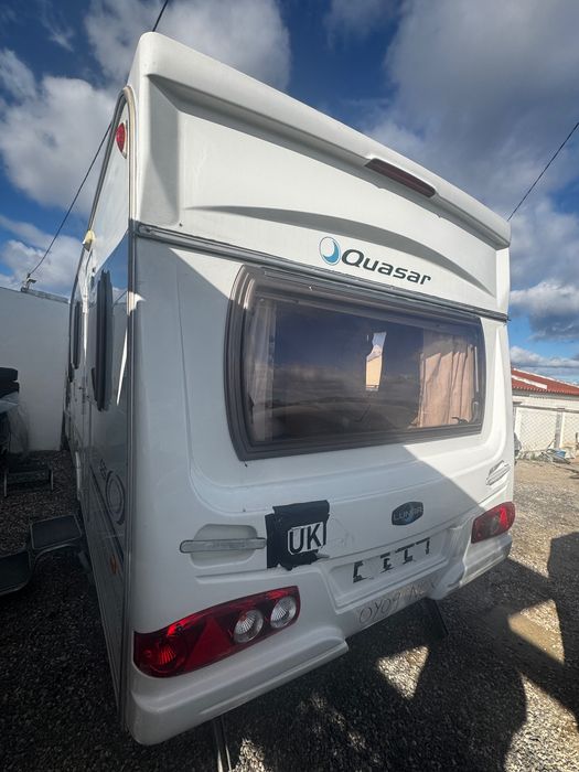 Caravana Lunar quasar 525 com Avancado  grande e motor com telecomando