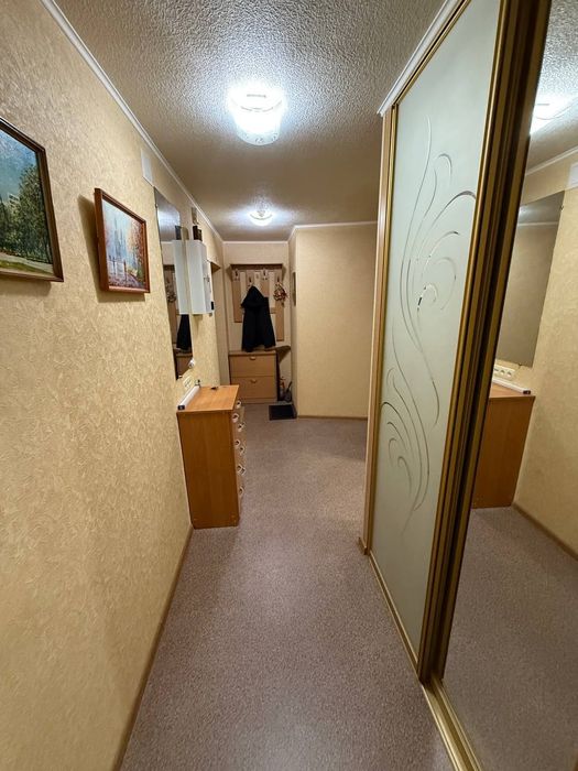 2-х кімнатна квартира в центрі міста