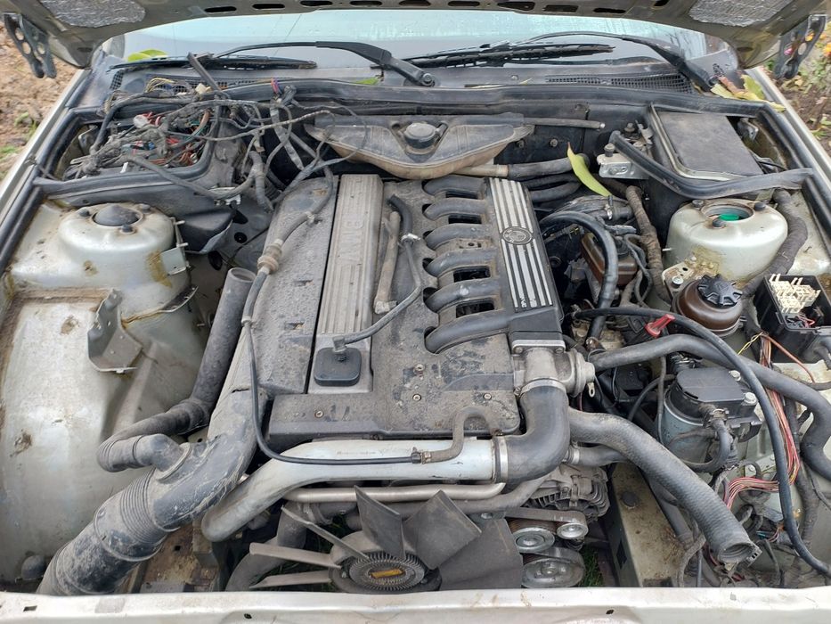 Продам авто BMW34